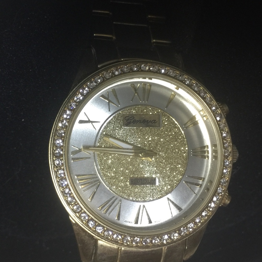 ✨GENEVA✨Gold Plated Bling Watch w/ Stainless Back!